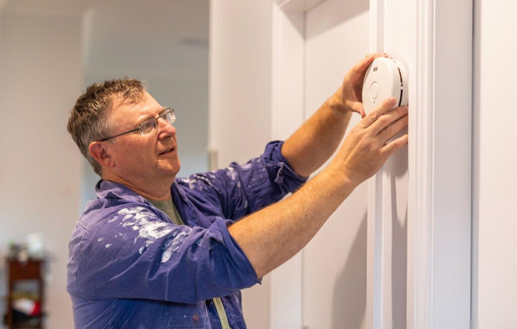 smoke detector installation